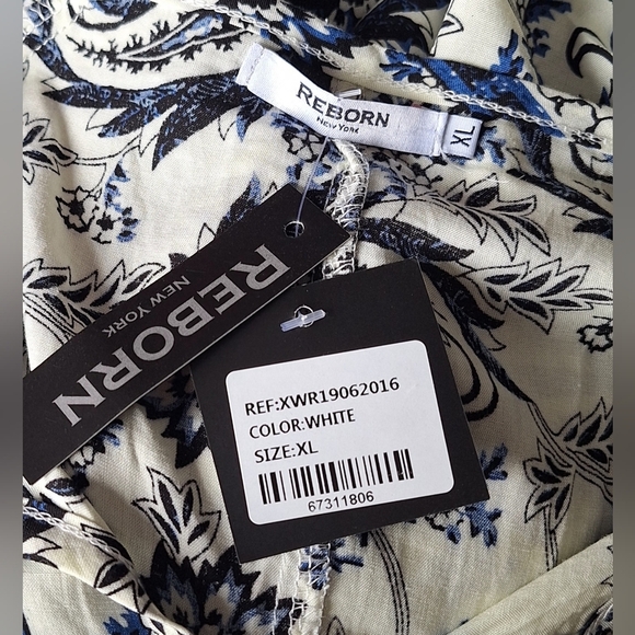 Reborn XL Blue and White Paisley Tunic - Picture 2 of 5